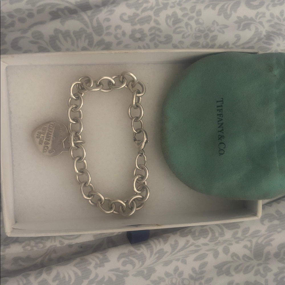 Tiffany & Co. Heart Tag Link Bracelet